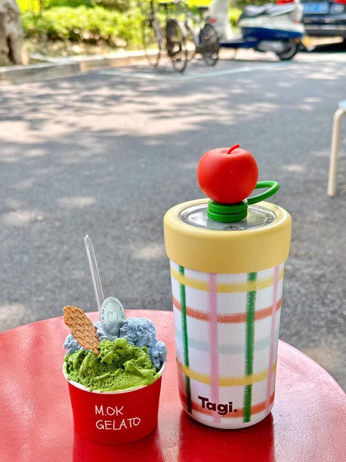 Apple Charm Tumbler