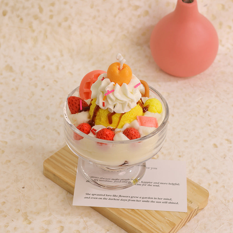 Strawberry Sundae Dream Scented Candle